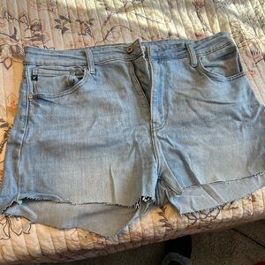 KanCan Light Wash Jean Shorts